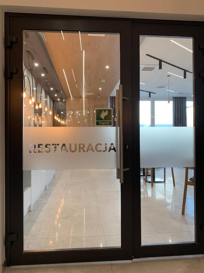 Hotel Coliber Klobuck Екстериор снимка