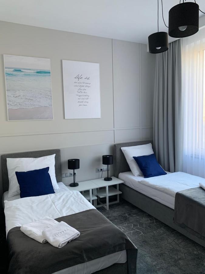 Hotel Coliber Klobuck Екстериор снимка
