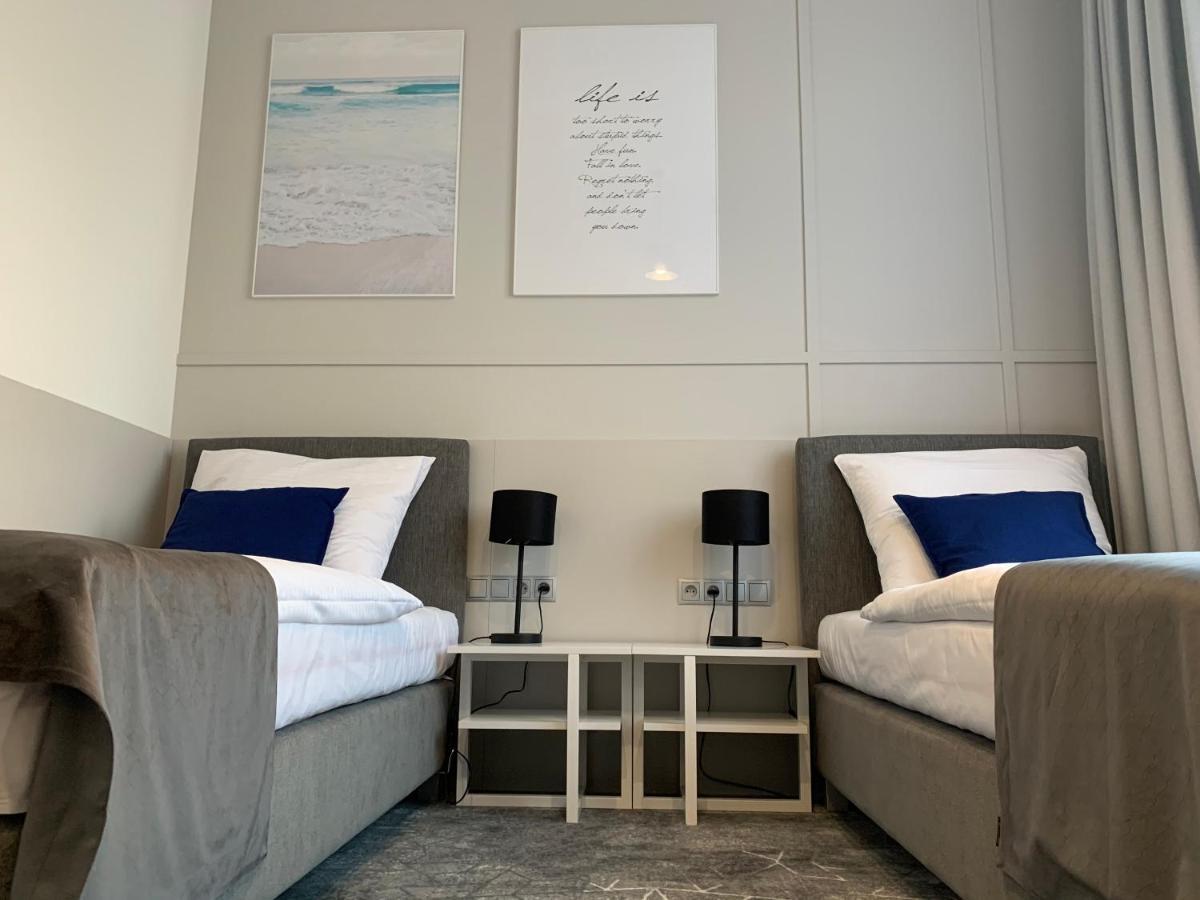 Hotel Coliber Klobuck Екстериор снимка