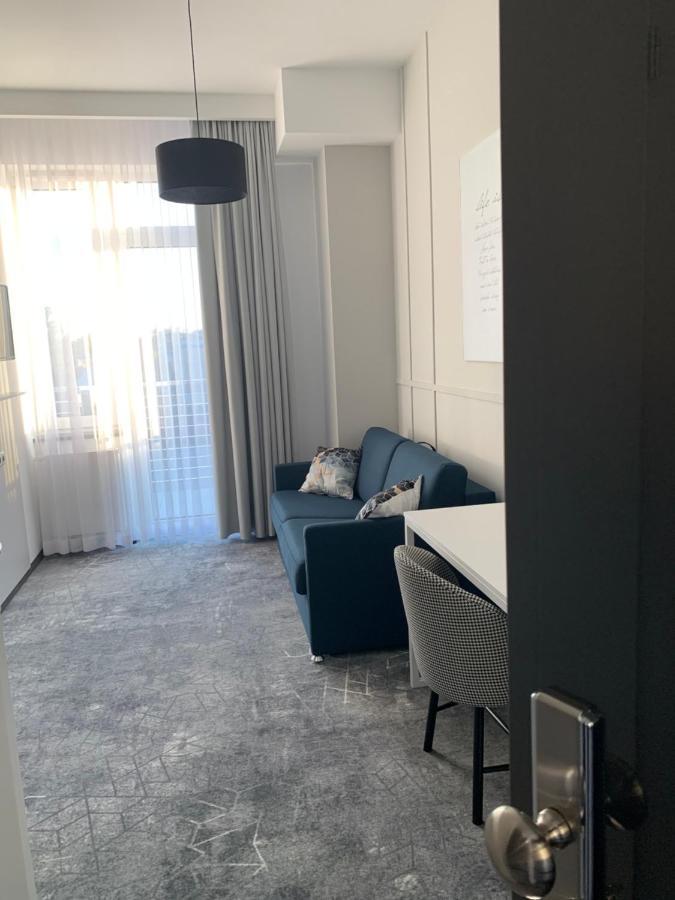 Hotel Coliber Klobuck Екстериор снимка